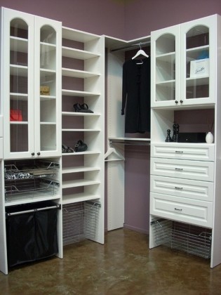 Do-it-yourself wardrobe room: mga ideya at disenyo ng aparador