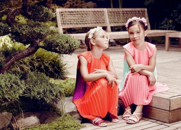 Les plus belles robes d'enfants pour filles 2018-2019: photos, tendances, idées