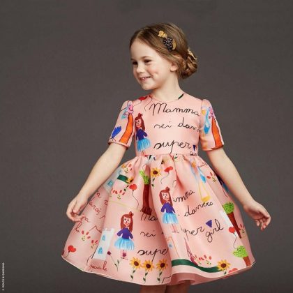 Die schönsten Kinderkleider für Mädchen 2018 - 2019: Fotos, Trends, Ideen