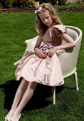 The most beautiful children's dresses for girls 2018 - 2019: photos, trends, ideas