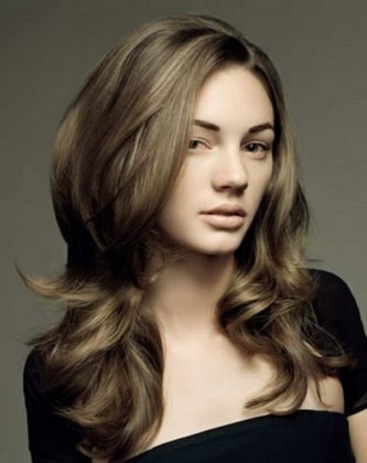 The most fashionable haircuts for long hair: photos, ideas, examples of haircuts