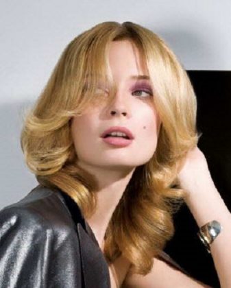 The most fashionable haircuts for long hair: photos, ideas, examples of haircuts