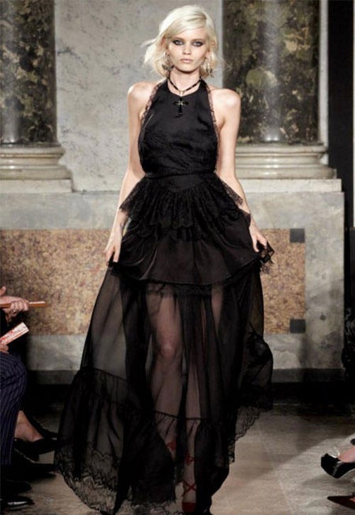 Fashionable evening dresses of famous brands - photo review