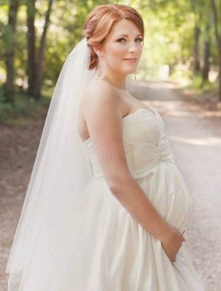 Abiti da sposa premaman: foto di abiti da sposa per spose in posizione