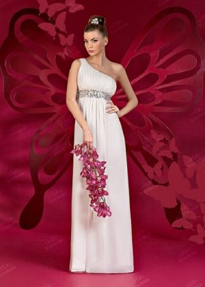 Maternity wedding dresses: a photo of wedding dresses for brides in position