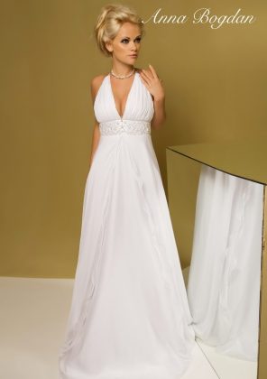 Maternity wedding dresses: a photo of wedding dresses for brides in position