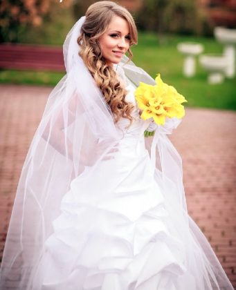 תסרוקות חתונה עם צעיף: תסרוקות צילום עם רעלה קצרה וארוכה