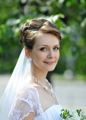 Kiểu tóc cưới với mạng che mặt: kiểu tóc hình ảnh với mạng che mặt ngắn và dài