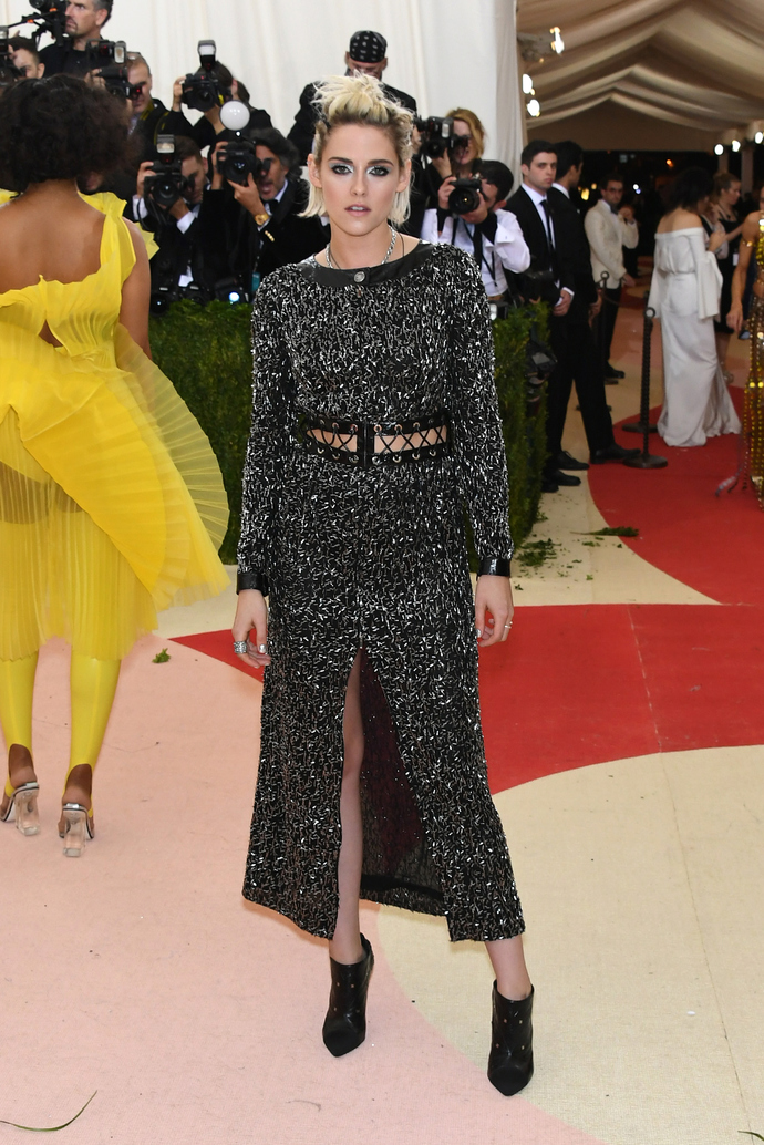 A legszebb hírességek estélyi ruhái: Kristen Stewart a Chanelnél