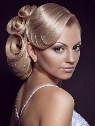 Graduation and wedding hairstyles: photo album of hairstyles for graduates and brides