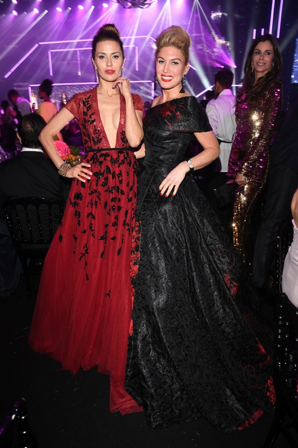Sterren op de rode loper: Victoria Bonya en Hofit Golan op de Charity-avond in Cannes