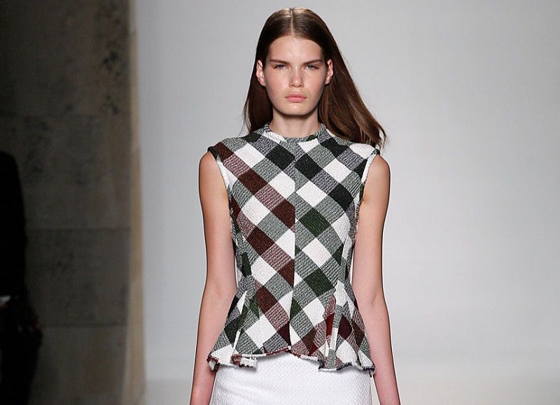 Collection of spring-summer clothes from Victoria Beckham: photos