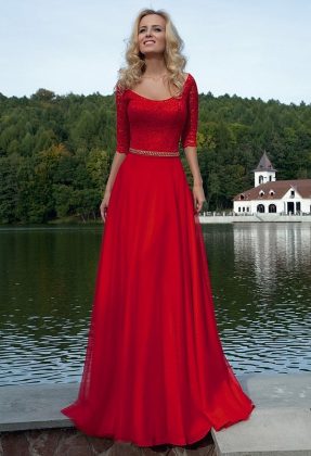 Evening red dresses on the floor: photos of the most beautiful red dresses, new items