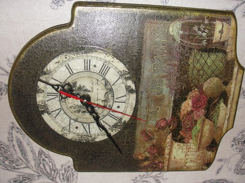 นาฬิกา decoupage DIY - รูปถ่ายความคิด decoupage