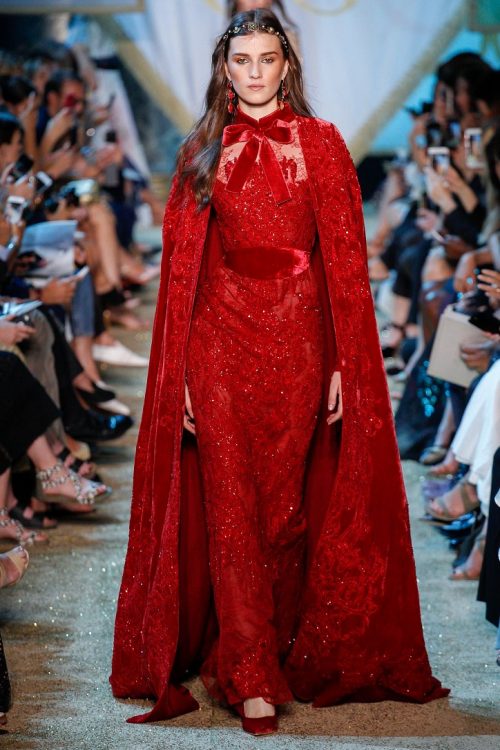 Paris Fashion Week: nieuwe Elie Saab-collectie