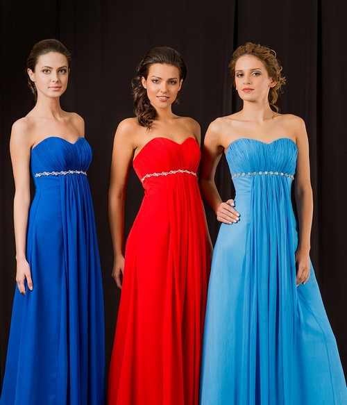 Los vestidos bustier más bellos: un atuendo elegante para mujeres espectaculares