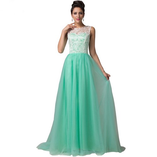 The most beautiful green dresses 2019-2020: photos of the idea of ​​an evening dress