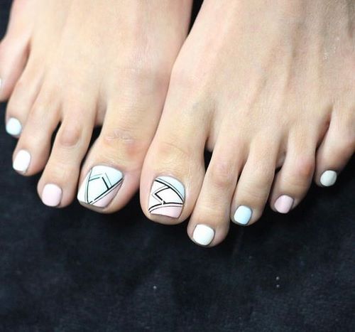 Bella pedicure: foto di idee per pedicure, nuovi oggetti e tendenze attuali