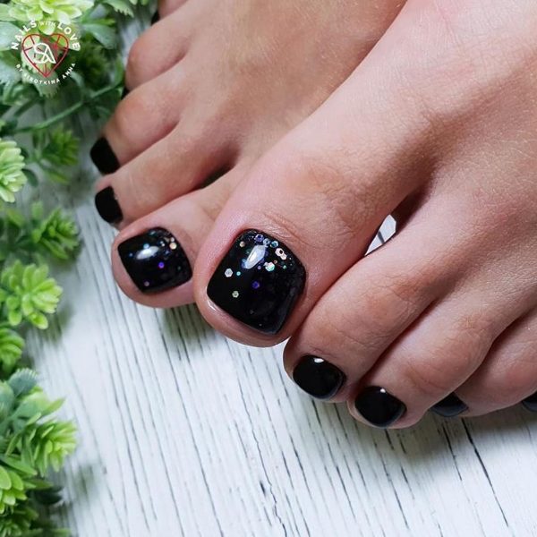 Pedicure cantik - gambar idea pedikur, item baru dan trend semasa