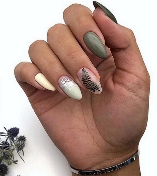 Zdjęcie nowego jesiennego manicure - pomysły na jesień