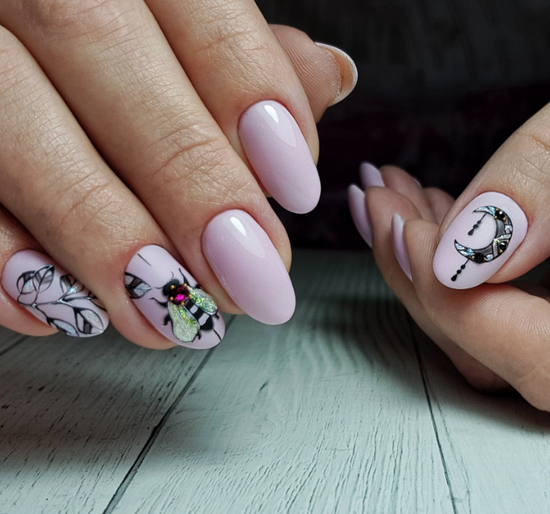 Fashionable drawings on nails 2019-2020 - stylish, beautiful and unique