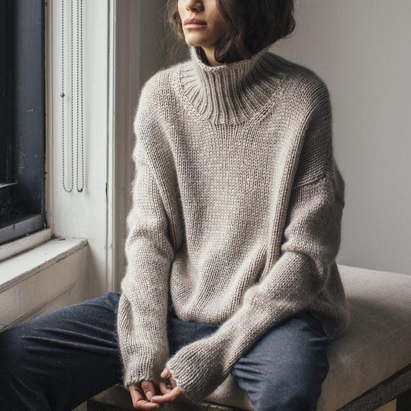 เสื้อกันหนาวผู้หญิงที่ทันสมัยของ 2019-2020 - แนวโน้มรุ่นใหม่ภาพถ่ายของคันธนูแฟชั่นกับเสื้อกันหนาว