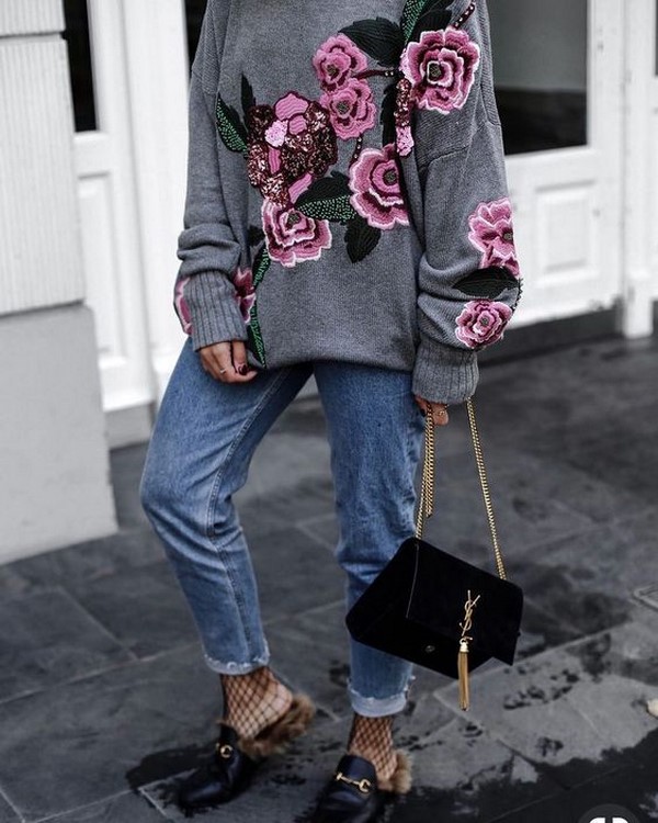 เสื้อกันหนาวผู้หญิงที่ทันสมัยของ 2019-2020 - แนวโน้มรุ่นใหม่ภาพถ่ายของคันธนูแฟชั่นกับเสื้อกันหนาว