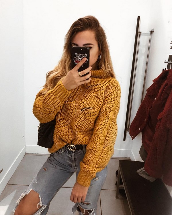 Damesmode sweaters 2019-2020 - trends, nieuwe modellen, foto's van modieuze strikken met een trui