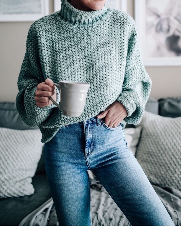 Madingi moteriški megztiniai 2019-2020 - tendencijos, nauji modeliai, madingų lankų su megztiniu nuotraukos