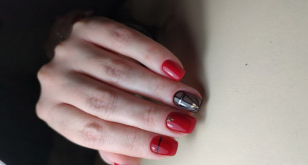 Red manicure 2019-2020 in the most fashionable design options: the best photo ideas