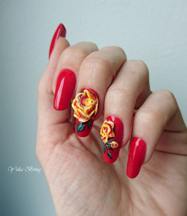 Red manicure 2019-2020 in the most fashionable design options: the best photo ideas