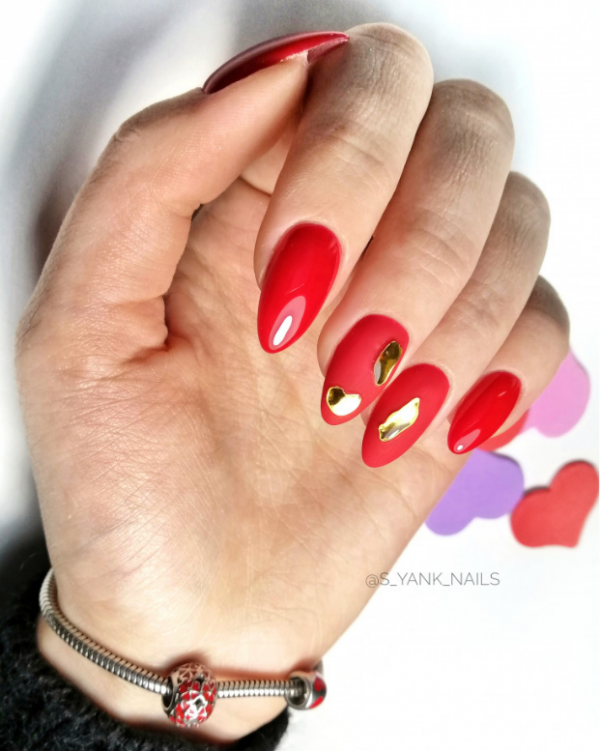 Red manicure 2019-2020 in the most fashionable design options: the best photo ideas