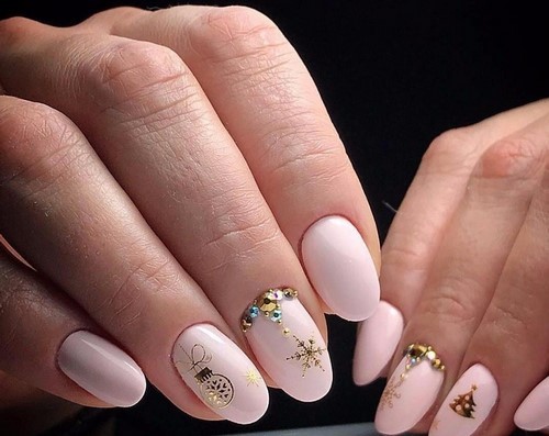 Beige nail design: fresh news and new trends of manicure beige