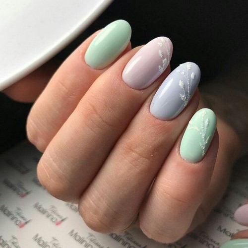 Refreshing peppermint on nails: photo trends of peppermint nail design