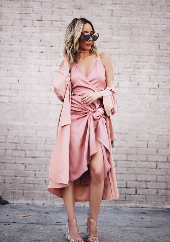 Roze jurken - exclusieve foto's van avond-, cocktail- en dagelijkse strikken