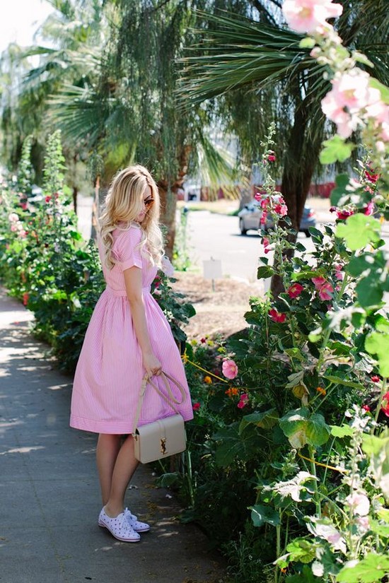 Vestidos rosas: exclusivas para fotos de la noche, cócteles y lazos cotidianos