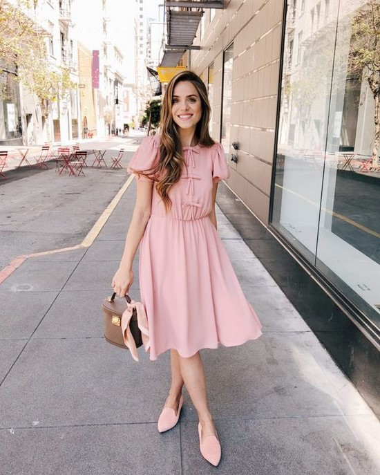 Pink dresses - photo exclusives of evening, cocktail and everyday bows