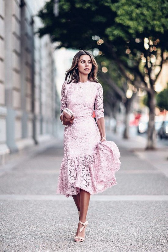 Pink dresses - photo exclusives of evening, cocktail and everyday bows
