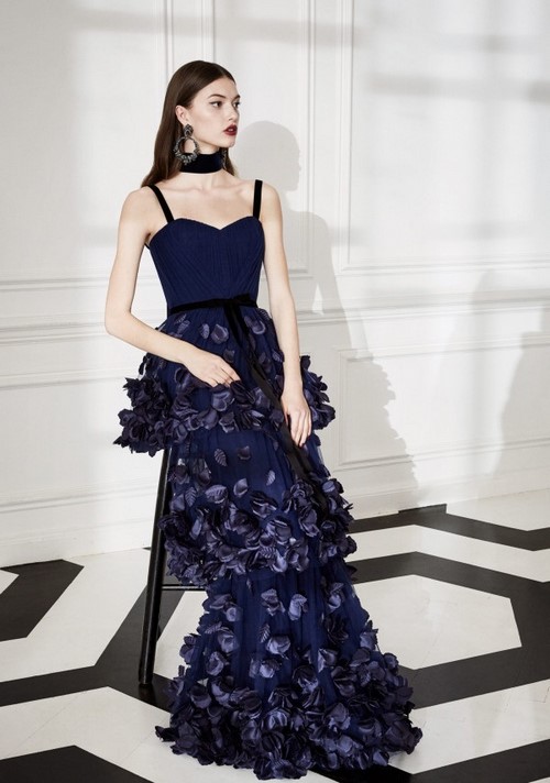 Tối, cocktail, váy xanh giản dị: phong cách, mẫu mới