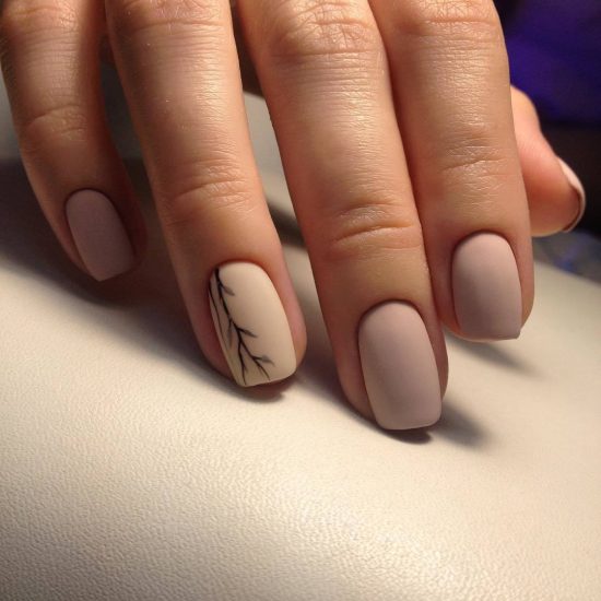 Nieuwigheden van lichte manicure. Licht nagelontwerp in verschillende technieken