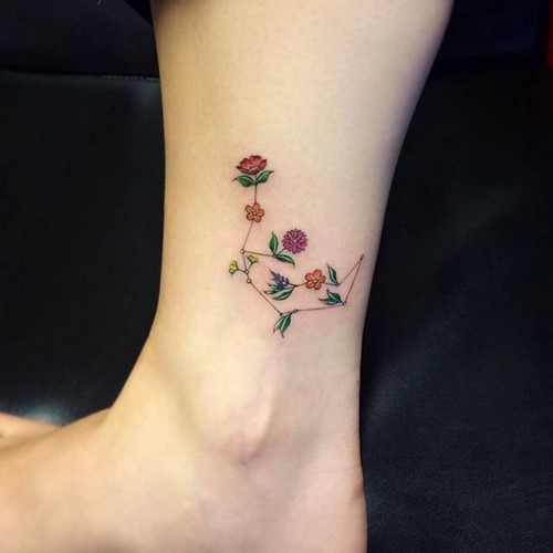 Sketches of a tattoo on the leg. Fashionable tattoo on the leg - photo ideas