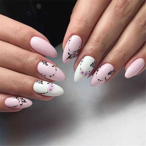 Manicure espetacular em unhas compridas. Novo Design