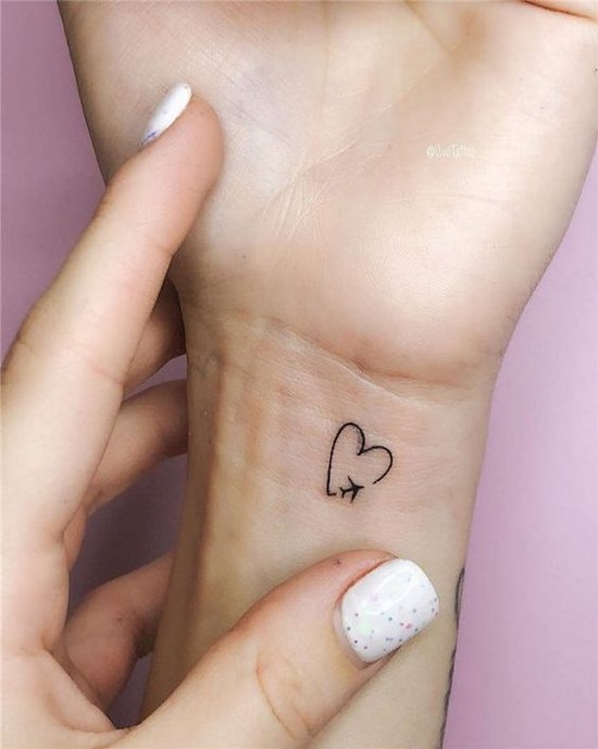 Татуировка на ръката. Нови идеи за снимки и актуални тенденции