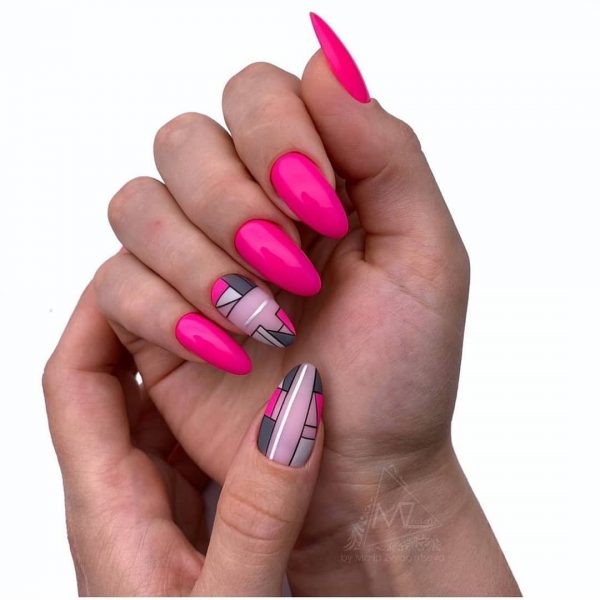 Speelse en inspirerende roze manicure. De helderste designtrends