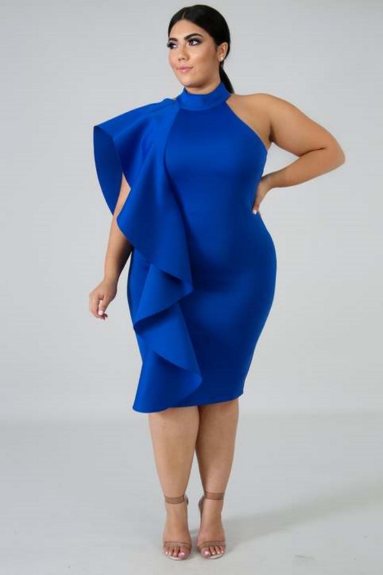 Novoroční šaty pro ženy s nadváhou. Foto kolekce modelů