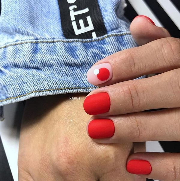 Nuevas tendencias de diseño de manicura corta. Foto Ideas Tendencias