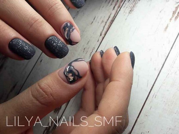 Frisse trends kort manicureontwerp. Foto. Ideas. trends