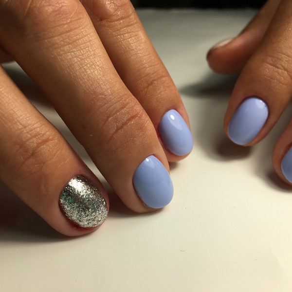 Nuevas tendencias de diseño de manicura corta. Foto Ideas Tendencias