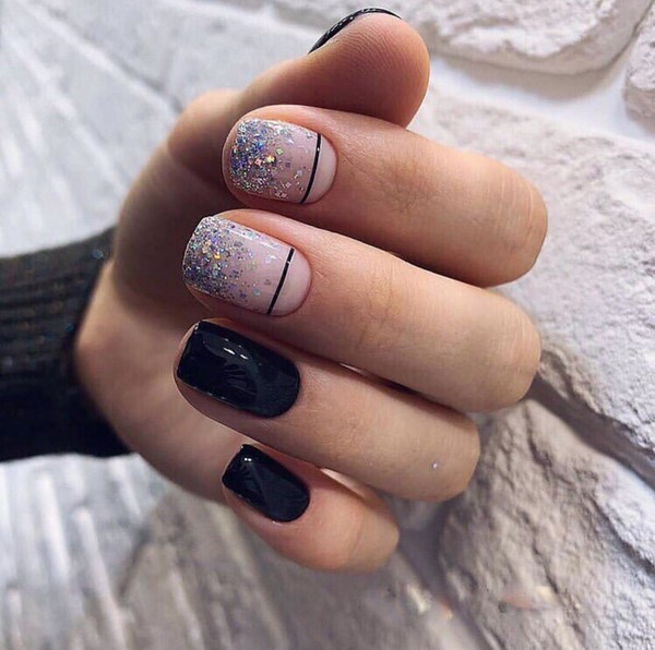 Nuevas tendencias de diseño de manicura corta. Foto Ideas Tendencias